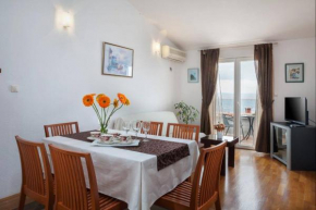 Отель Katja Apartments  Макарска 